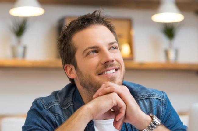 Najlepšie mužské profily pre online dating čierna rýchlosť datovania UK